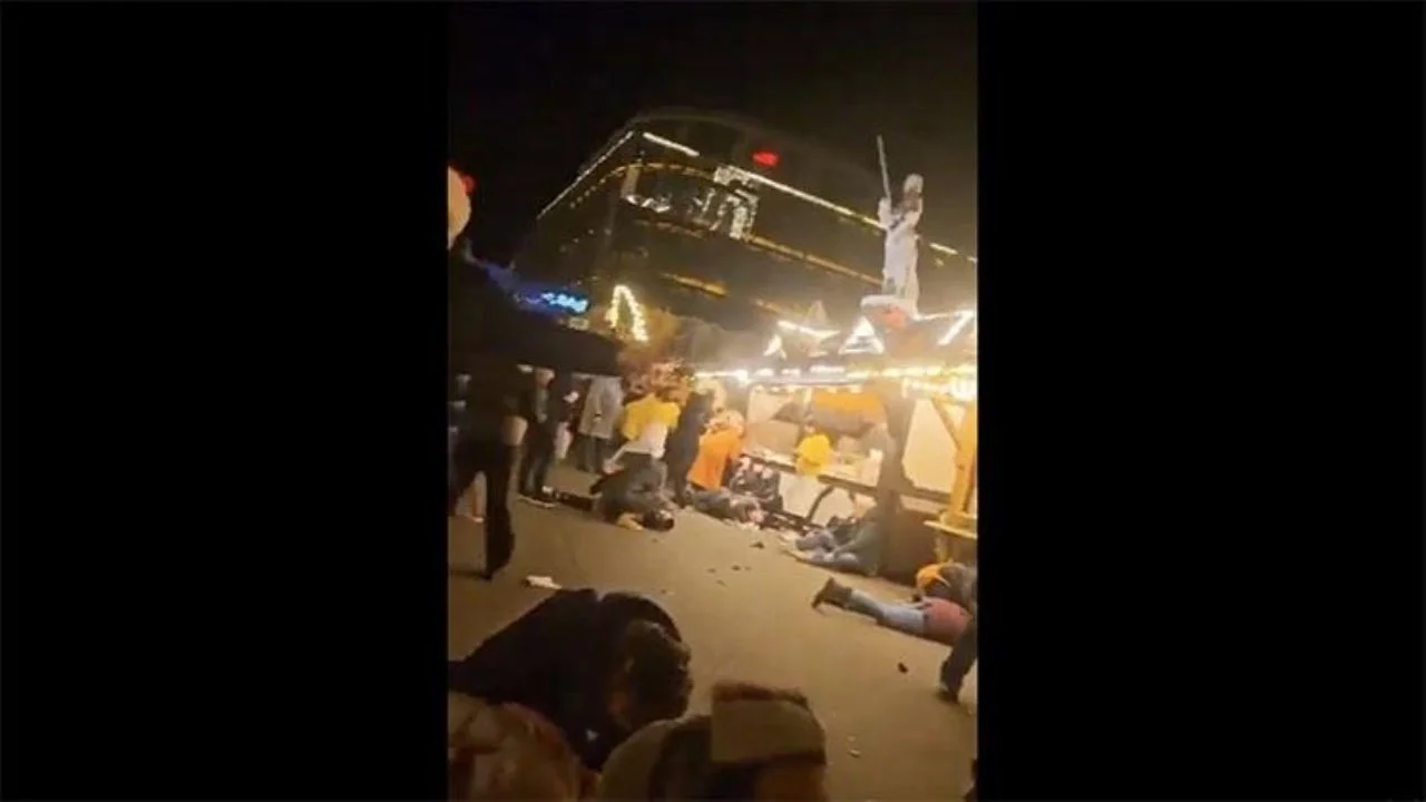 Almanya'da kalabalığa araçla dalan saldırganın kimliği belli oldu