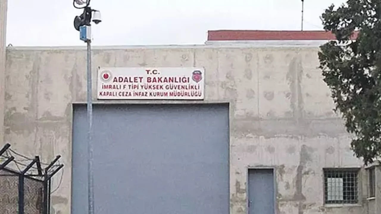 Bahçeli'nin önerisi süreci hızlandırdı: Öcalan'dan olumlu mesaj