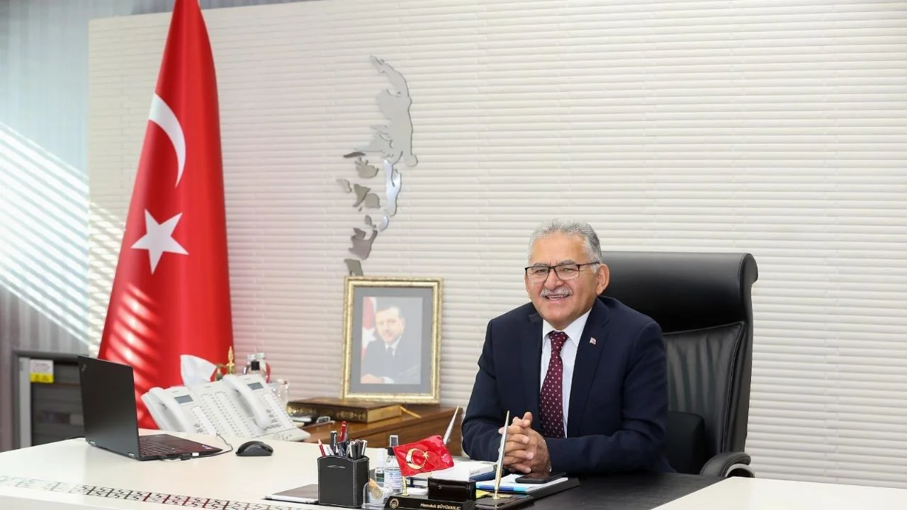 Başkan Büyükkılıç, Türkiye'nin en çok haber olan ikinci belediye başkanı oldu