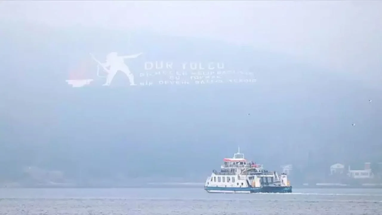Çanakkale Boğazı'nda gemi geçişleri durdu