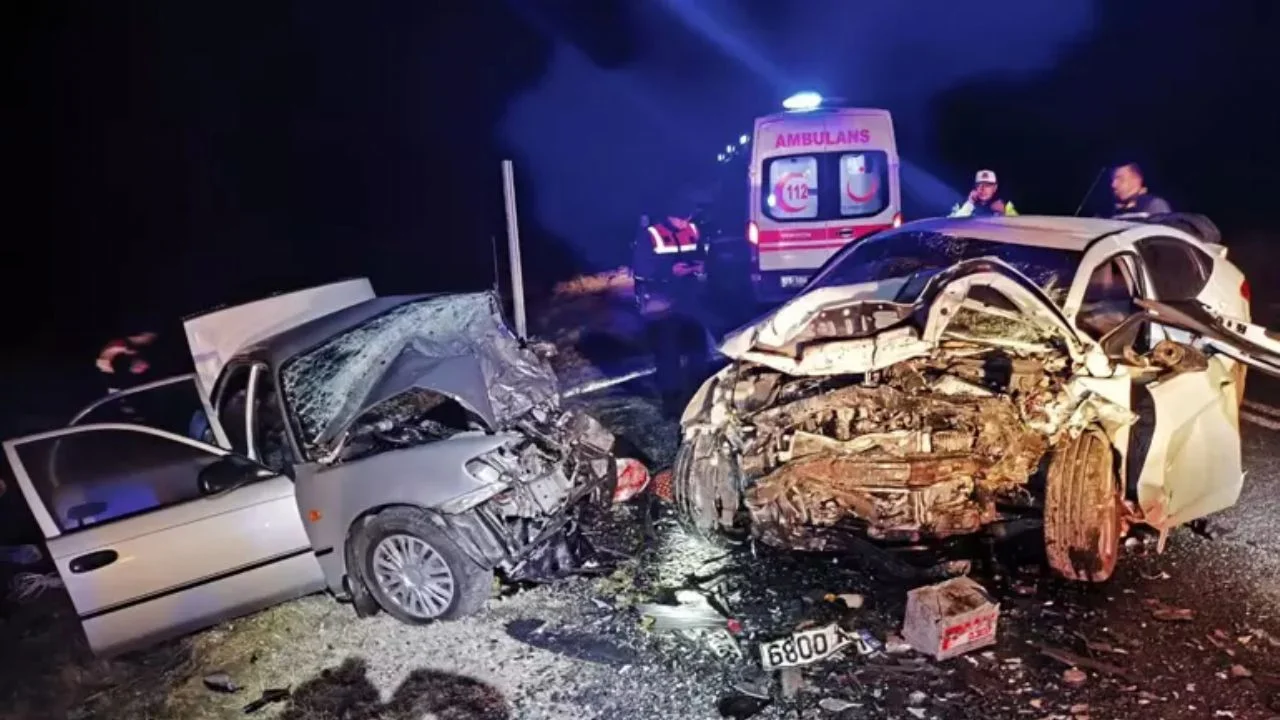 Eskişehir'de korkunç kaza: 4 ölü, 2 yaralı