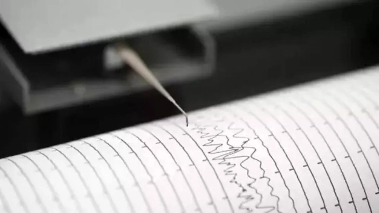 Gece yarısı şok: Akdeniz'de 4,4 büyüklüğünde deprem