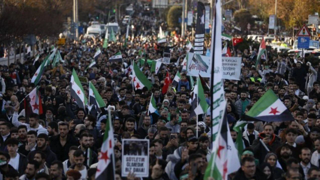 Suriye Devrimi İstanbul ve Ankara'da coşkuyla kutlandı