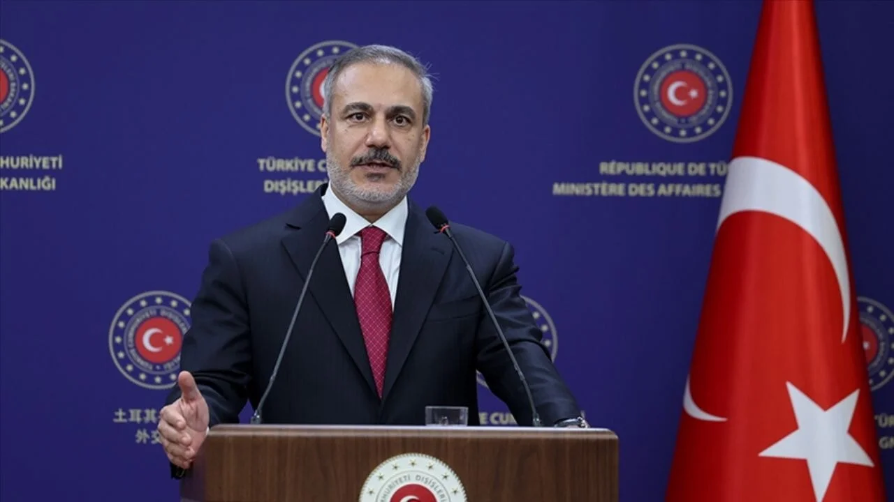 Bakan Fidan, Suudi medyasına konuştu: 'Gidin milli orduya katılın dedik'