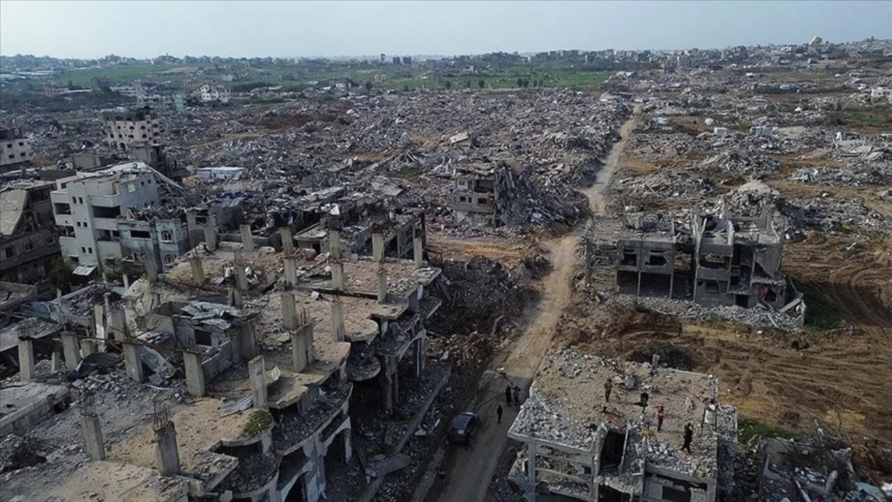 Gazze'nin kuzeyinde Beyt Hanun'daki ağır yıkım havadan görüntülendi