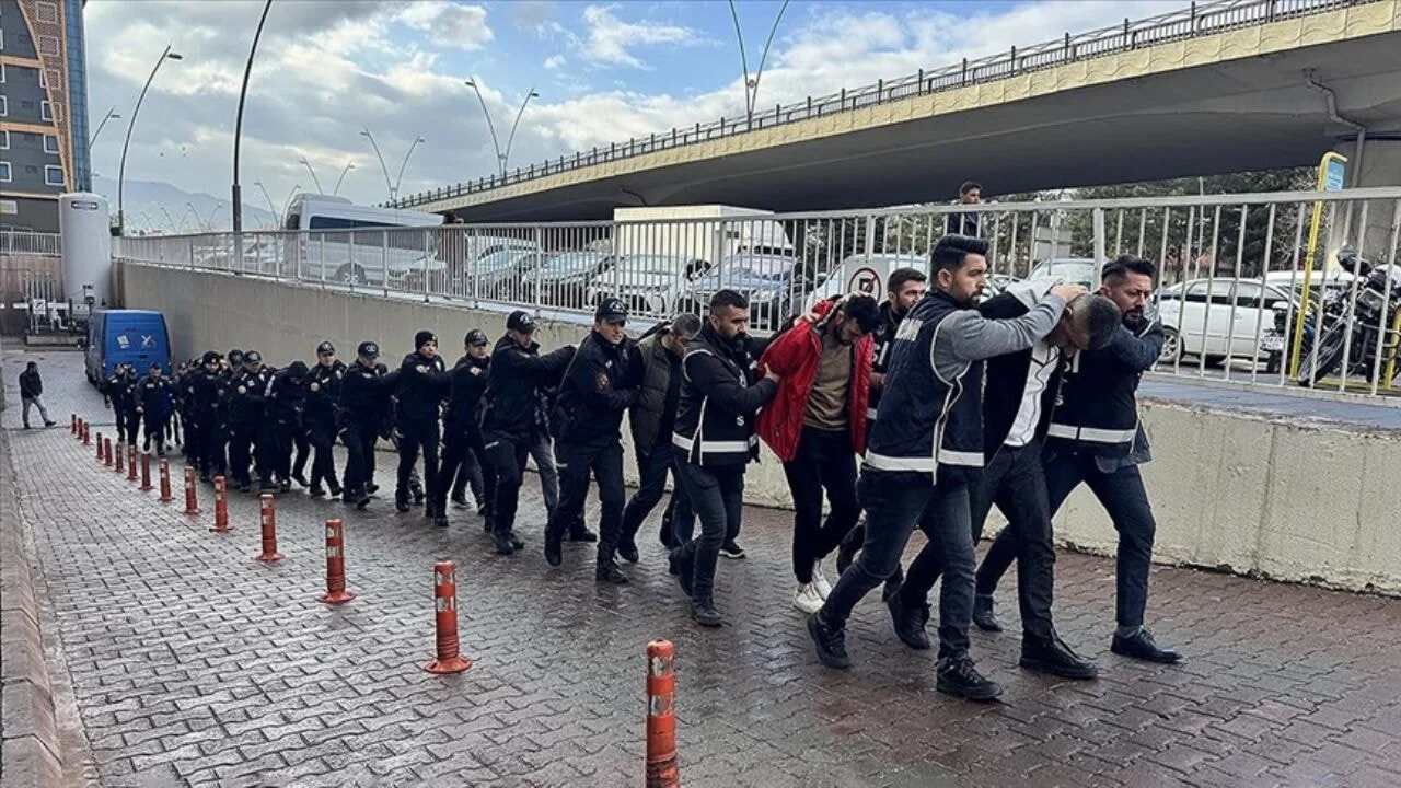 Kayseri'deki suç örgütüne ağır darbe: 13 tutuklama