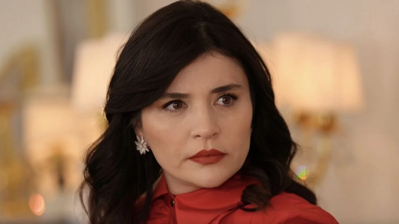 Leyla 19. bölüm izle son bölüm | Leyla: Hayat... Aşk... Adalet Gonca Vuslateri diziden mi çıkıyor?