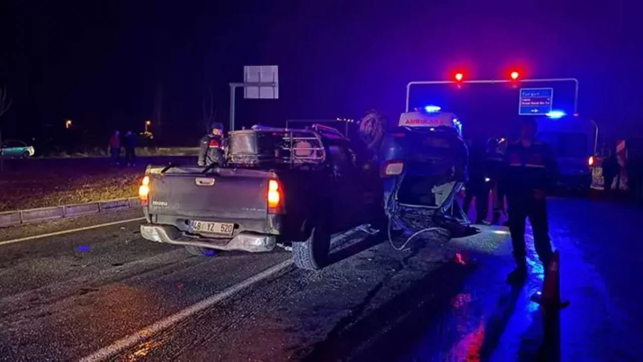 Muğla'da trafik kazası: Hayatını kaybedenler ve yaralılar var