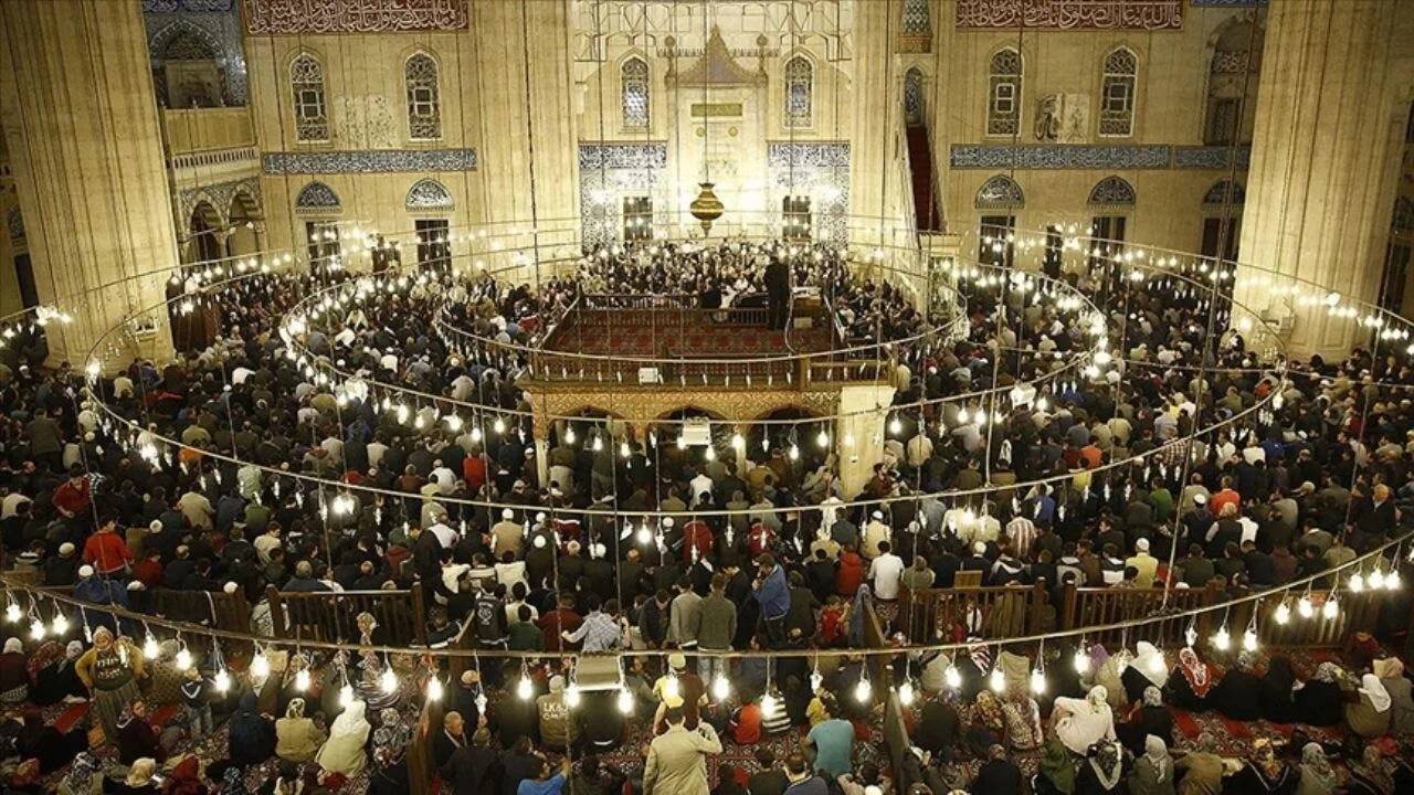 Yarın Miraç Kandili