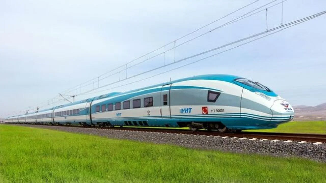Yüksek Hızlı Tren biletlerine şok zam: 2025 fiyatları ne kadar oldu