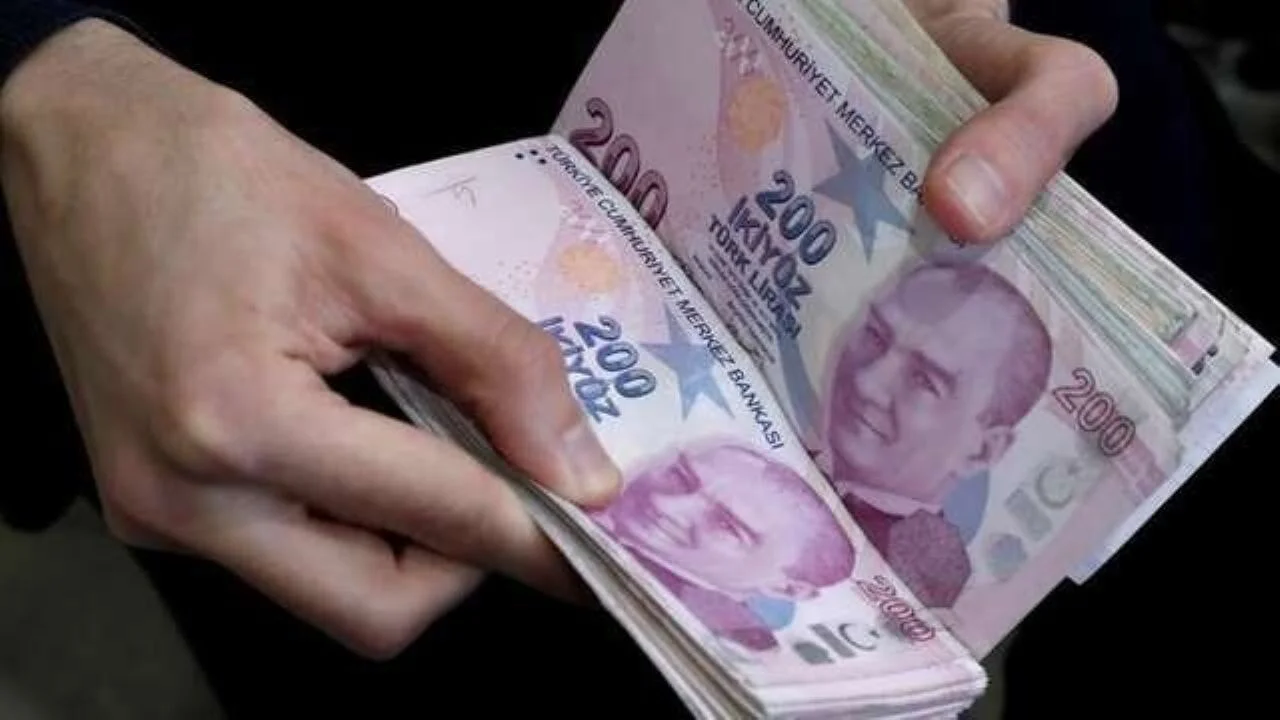 2025 Emekli bayram ikramiyesi ne kadar olacak?