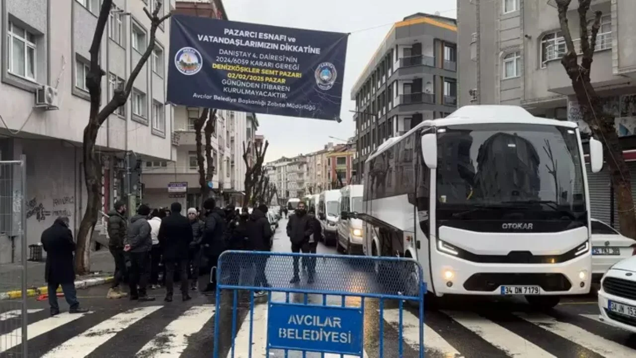 Avcılar'da 50 yıllık pazar kapandı, esnaf isyanda!