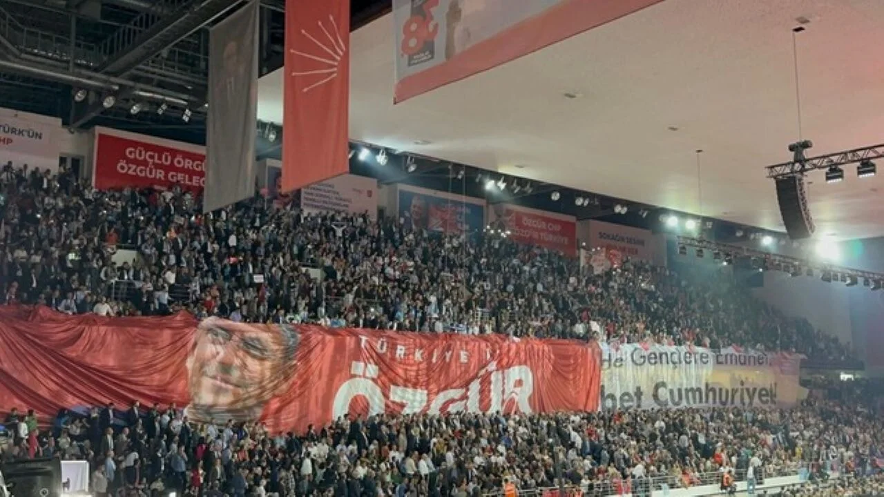 CHP Kurultayı iptali davasında ara karar