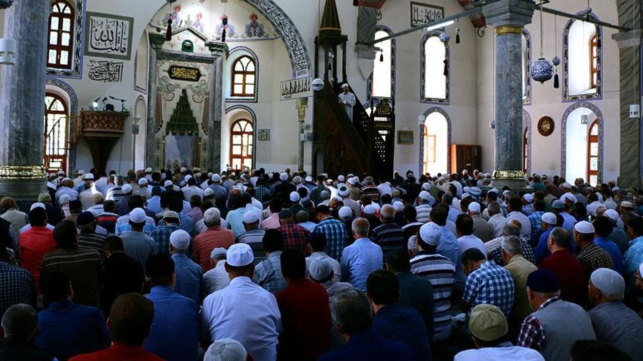 Cuma hutbesinin konusu: 'Hatırlıyorum ama aklıma gelmiyor...'