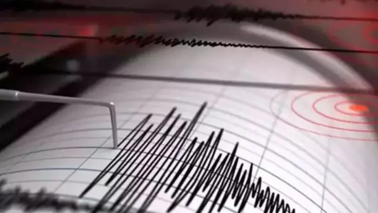 Ege Denizi'nde deprem üstüne deprem