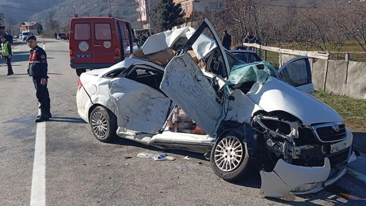 Giresun'da acı olay! Cenazeye giderken can verdiler