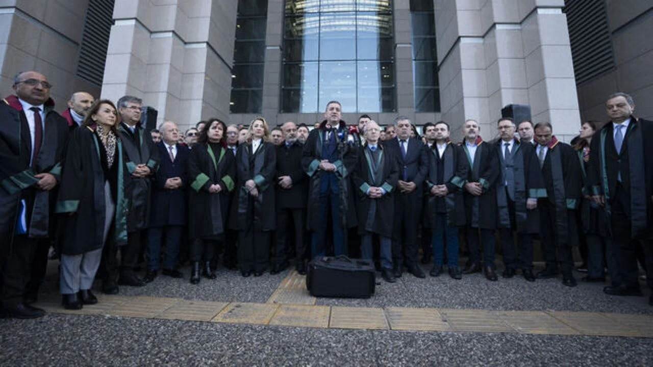İstanbul Barosu'na terör fezlekesi: Hapis talebi artıyor