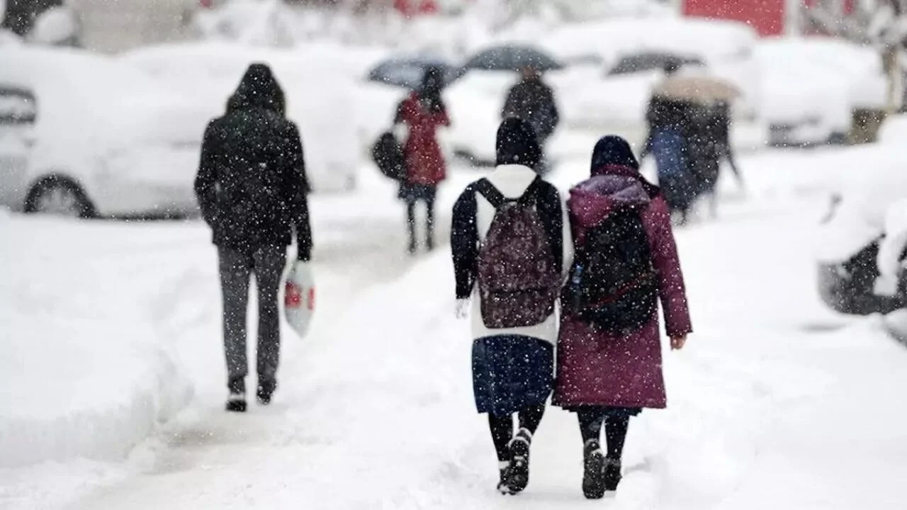 Kars'ta 6 Şubat Perşembe günü okullar tatil edilecek mi?