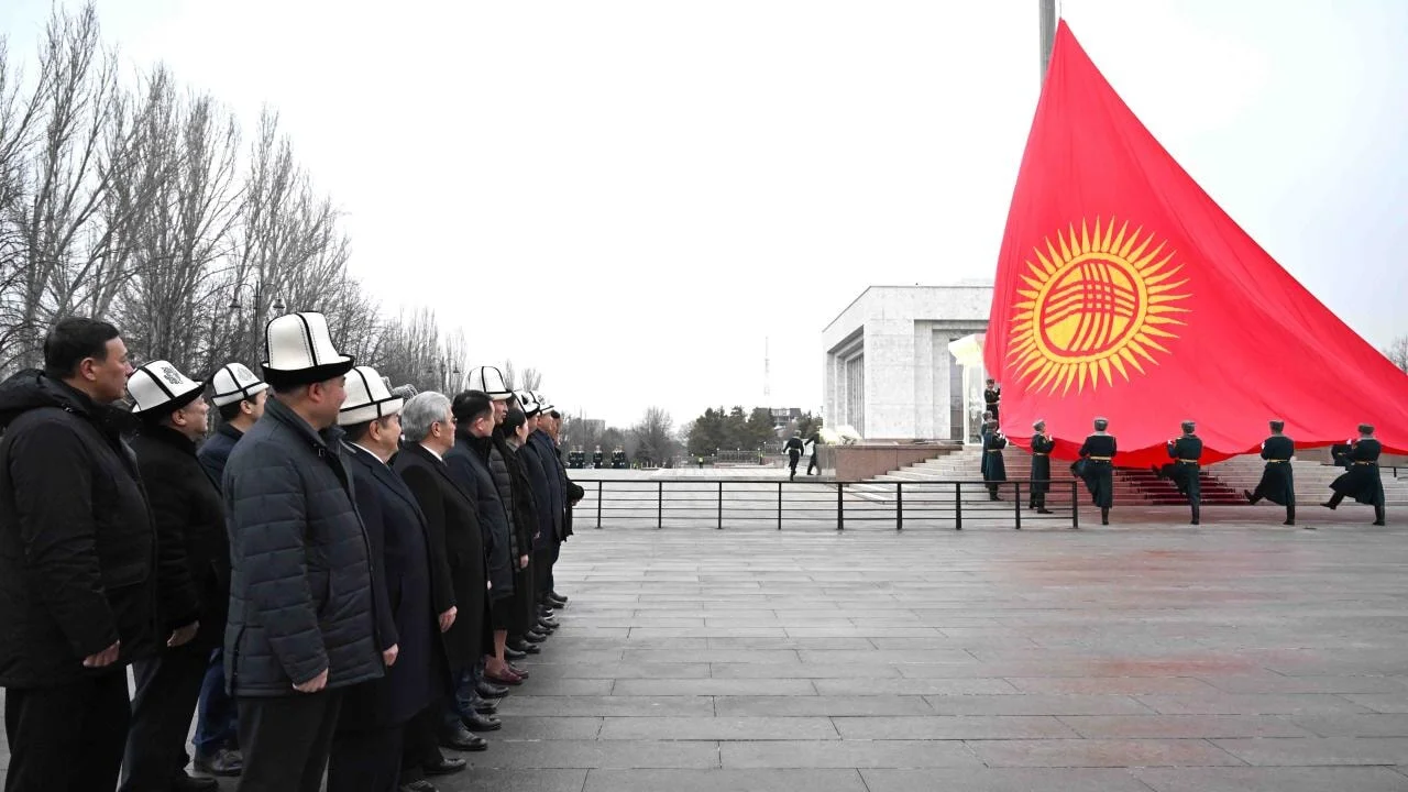 Kırgızistan'ın milli marşı değişiyor; ödül açıklaması