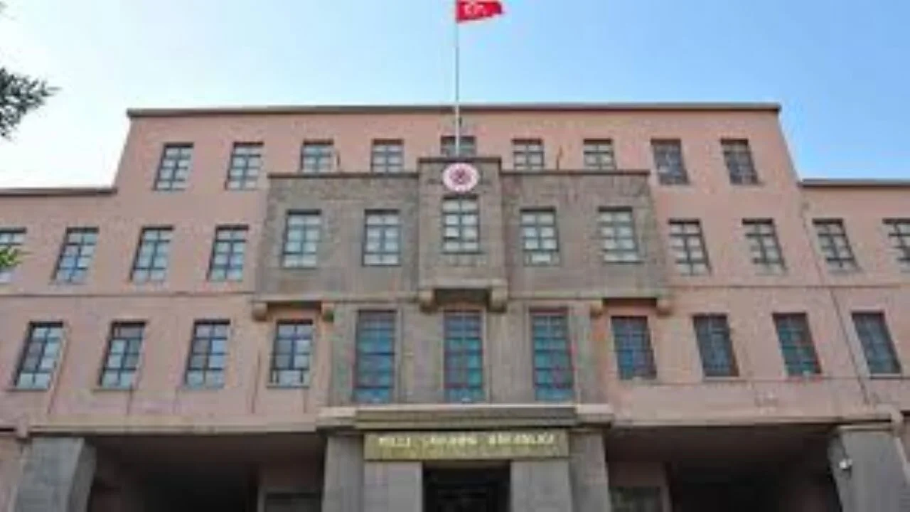 Milli Savunma Bakanlığından 6 Şubat depremlerine ilişkin paylaşım
