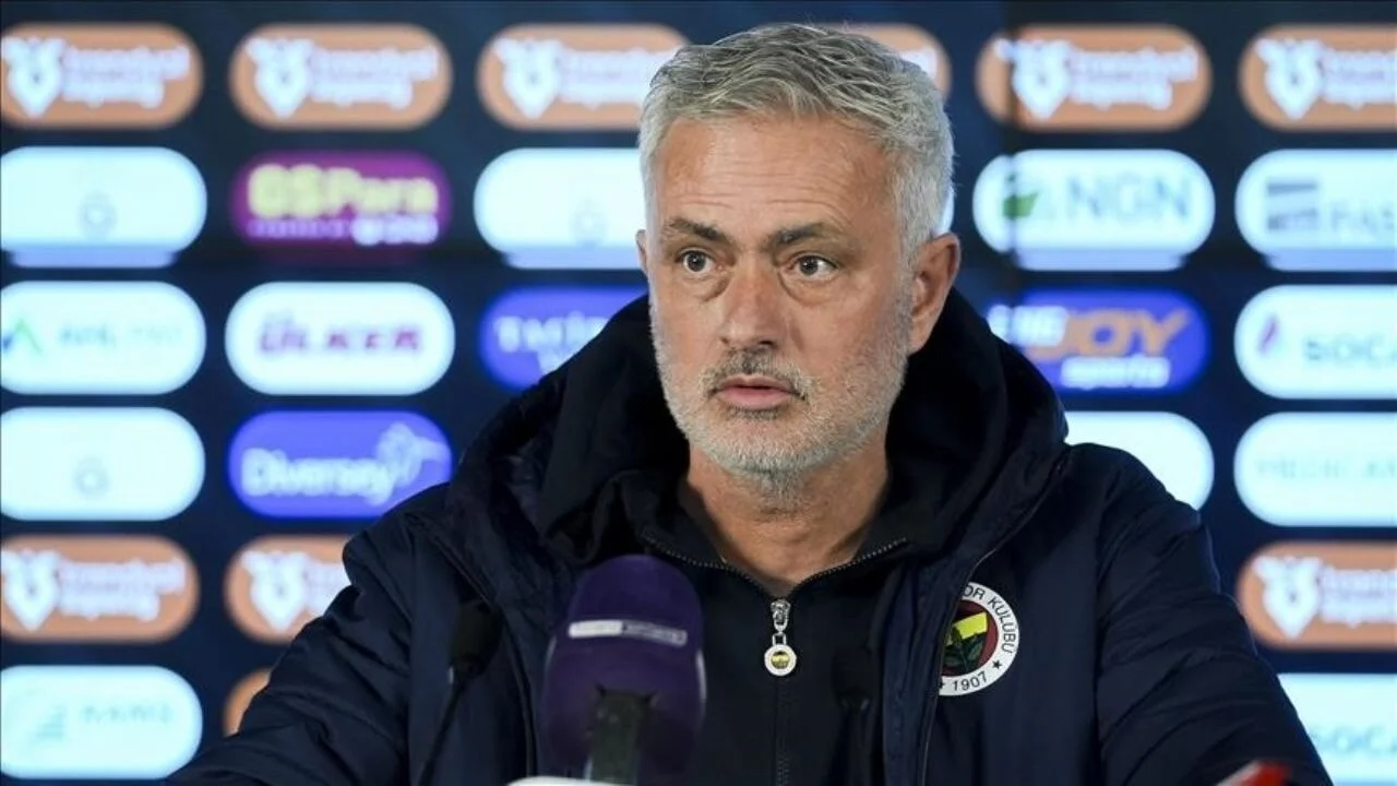 Mourinho'dan Galatasaray-Fenerbahçe derbi yorumu