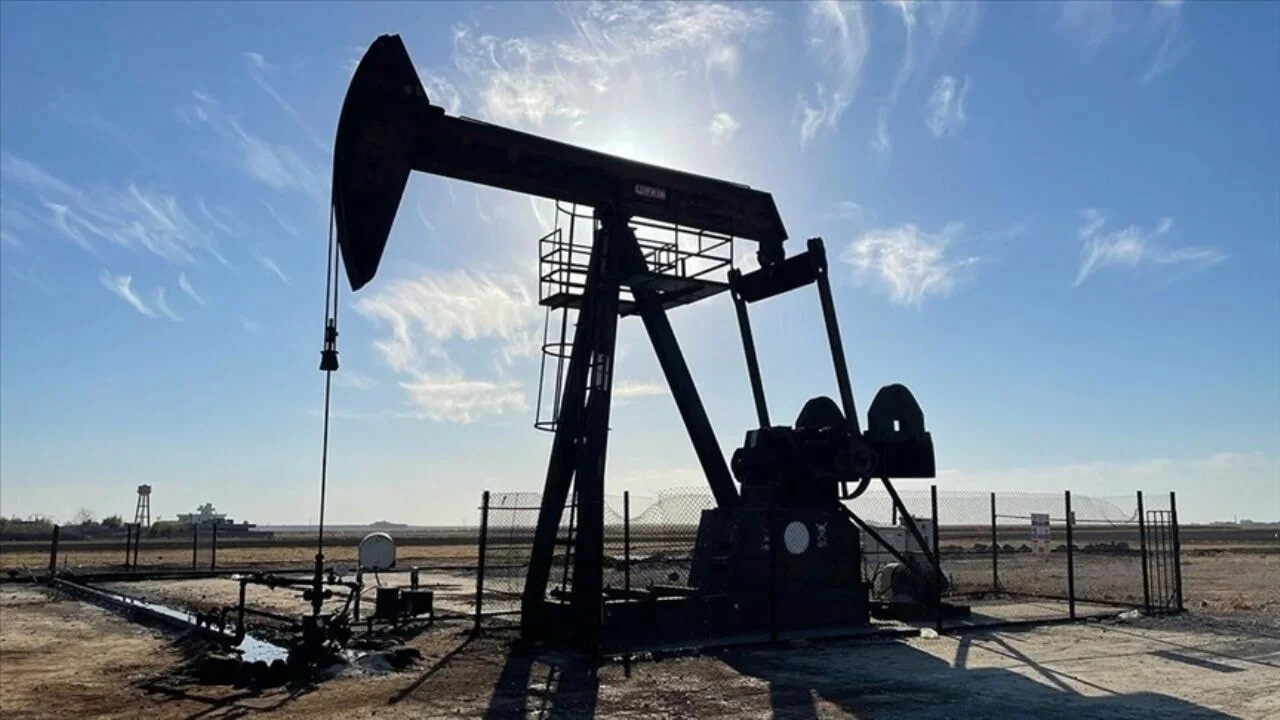 Petrol fiyatlarında düşüş devam ediyor