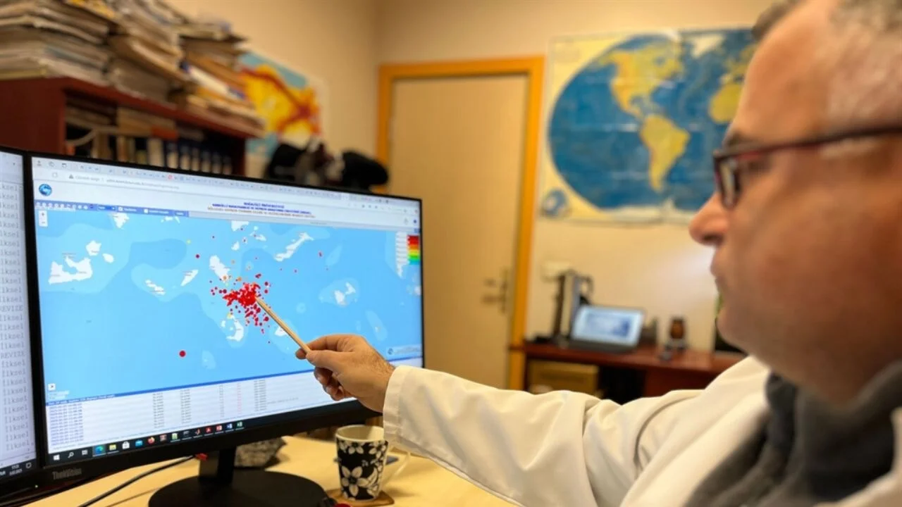 Prof. Dr. Serkan Irmak'tan Ege'de tsunami (Santorini) uyarısı!
