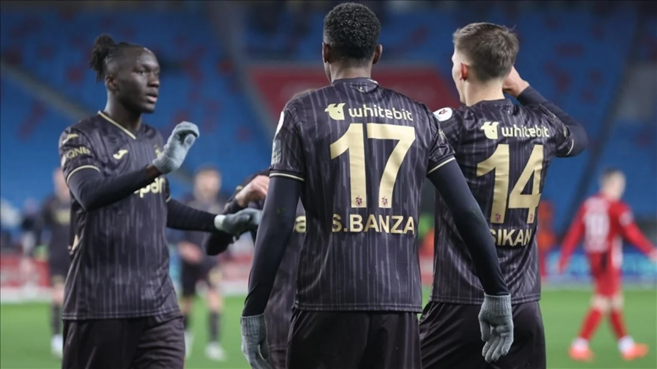 Trabzonspor, Gaziantep FK'yı 3-2 yenerek kritik 3 puanı kaptı