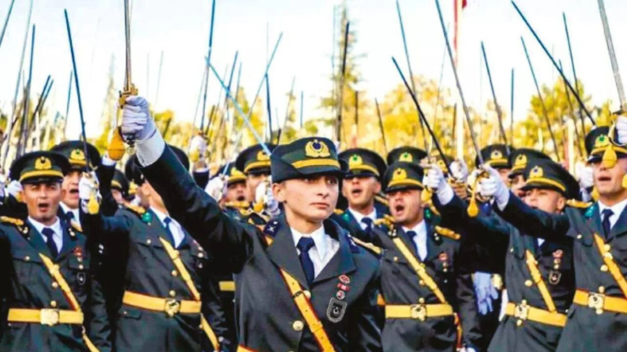 TSK'da 'subay eğitimi' tartışması