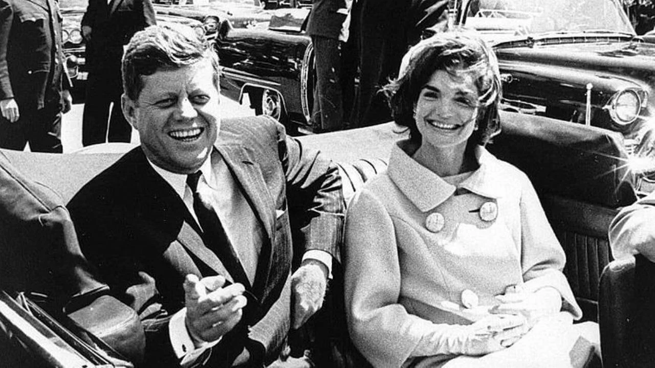 ABD'nin sır dosyaları açıldı: Kennedy suikastına dair şoke eden belgeler