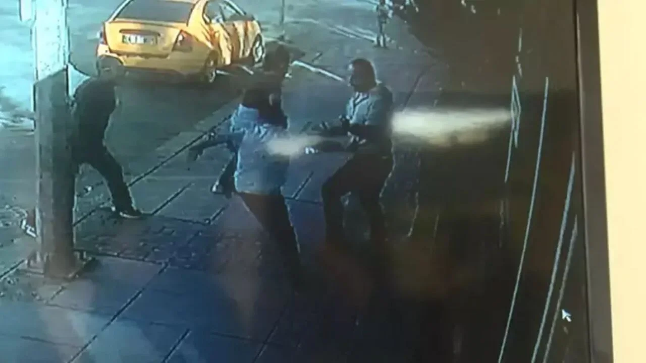 Ankara'da 'Gideceğim yerde bekleyemem' diyen taksiciyi bıçakladı