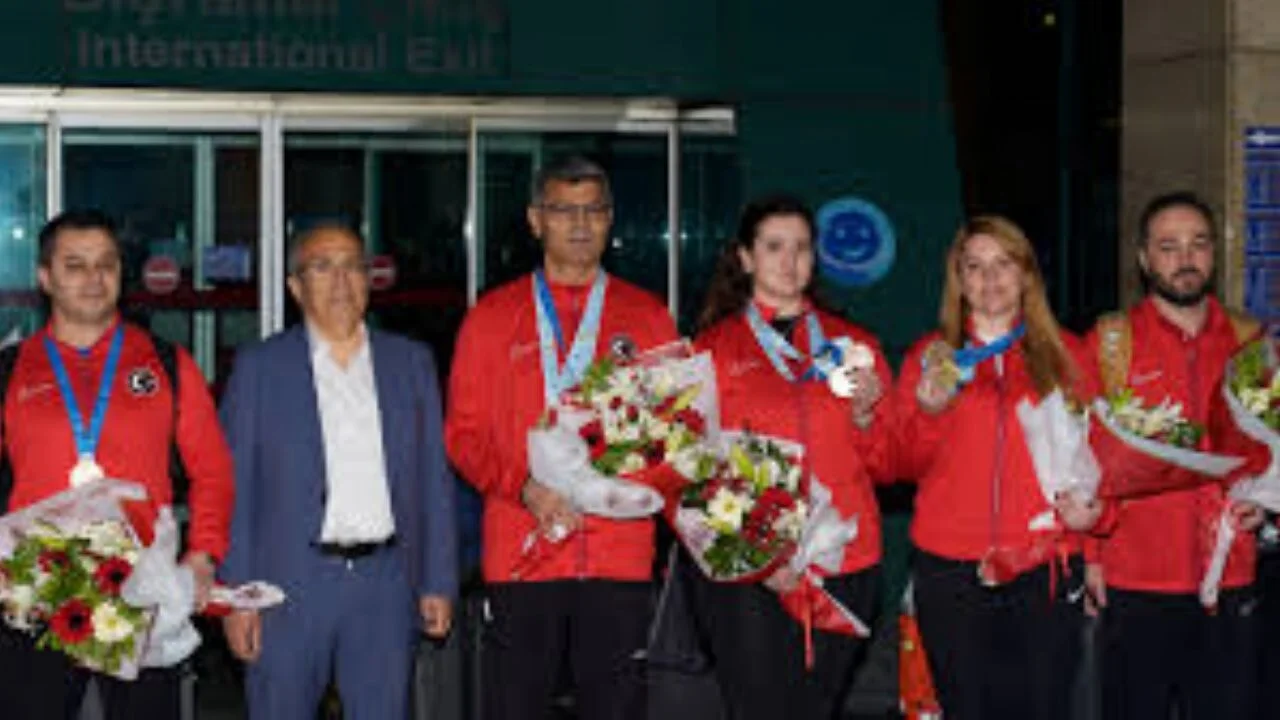 Avrupa şampiyonu milli atıcılar, yurda döndü