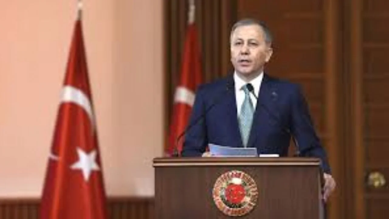 Bakan Yerlikaya'dan sürücülere 'aşırı hız' uyarısı