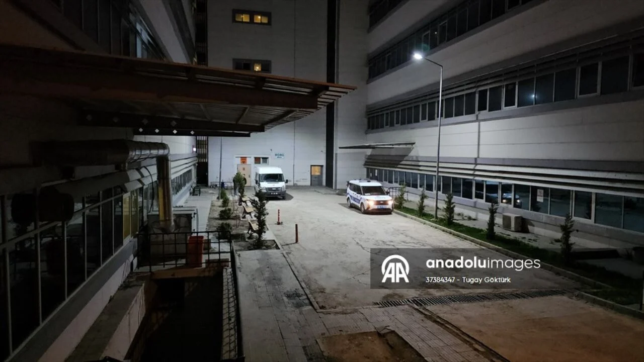Çorum'da kahvehaneyi silahlıa taradılar. Ölü ve yaralılar var