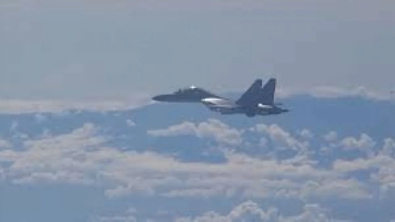 Güney Kore, savaş uçağı kendi vatandaşlarını bombaladı