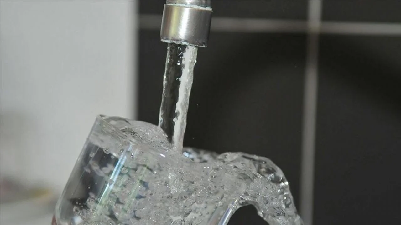İçme suyunda petrol bulundu