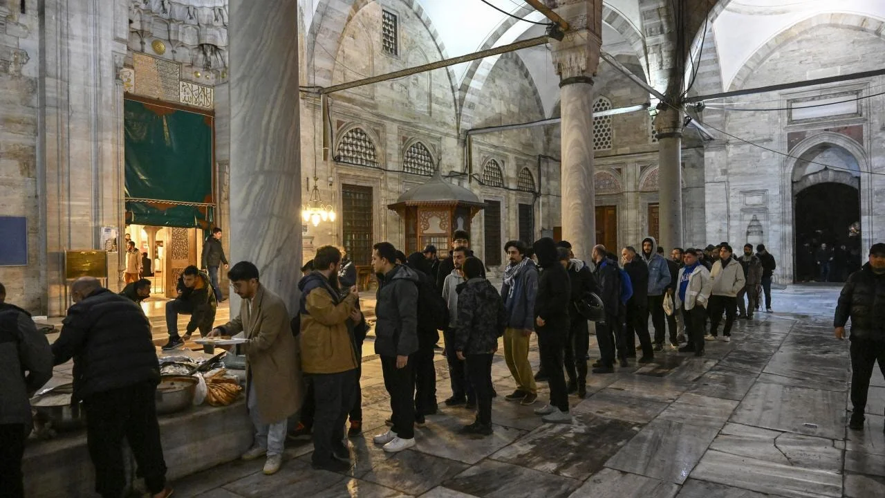 İmamoğlu eylemlerinde tahrip edilen camide 'koruma nöbeti'