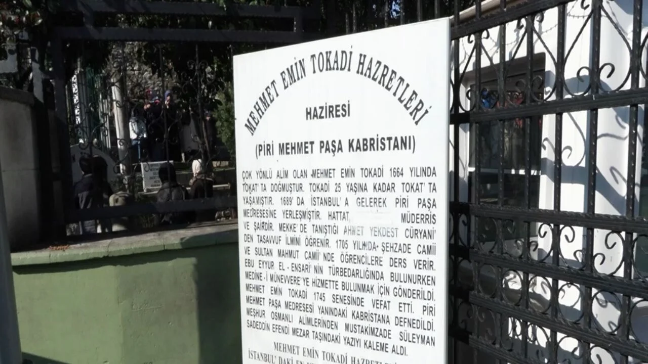 Mehmet Emin Tokadi Hazretleri Türbesi'nde Ramazan yoğunluğu