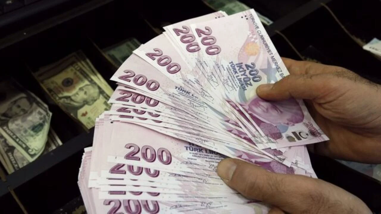 SSK, Bağkur ve Emekli Sandığı emeklileri bayram öncesi ikramiyelerini ne zaman alacak?
