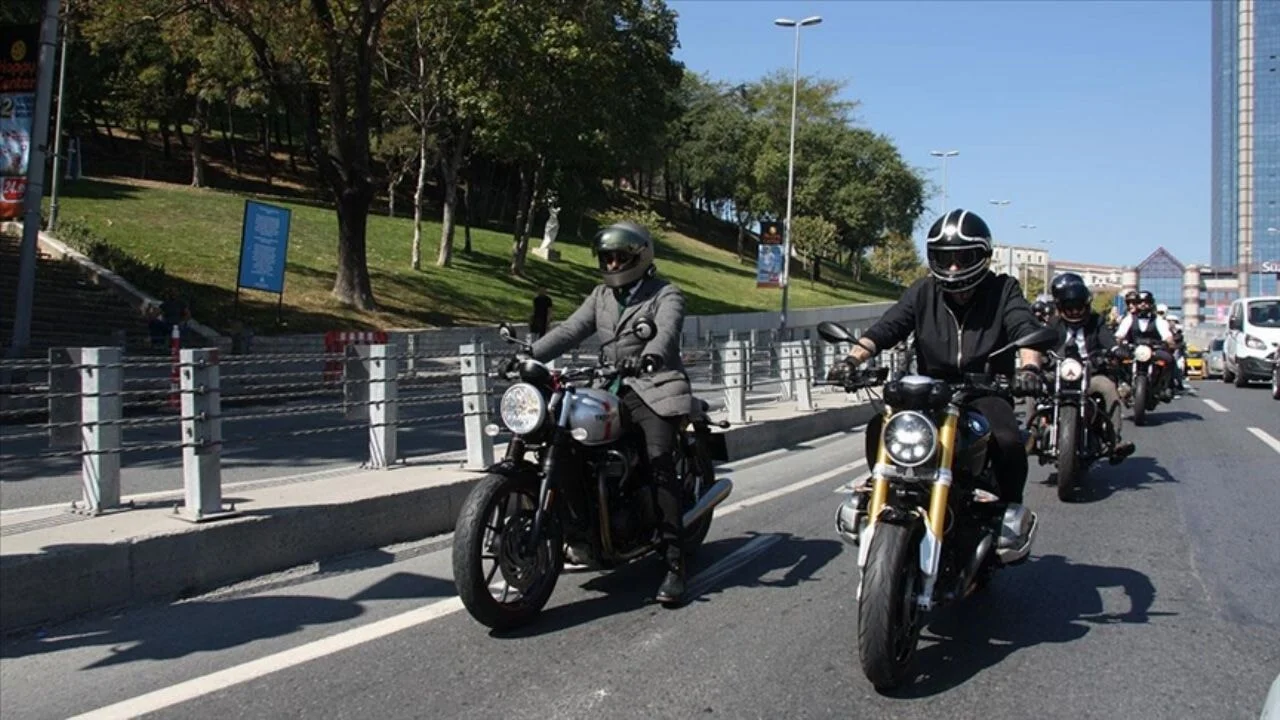 Trafikte 5 ilde motosiklet zirvede