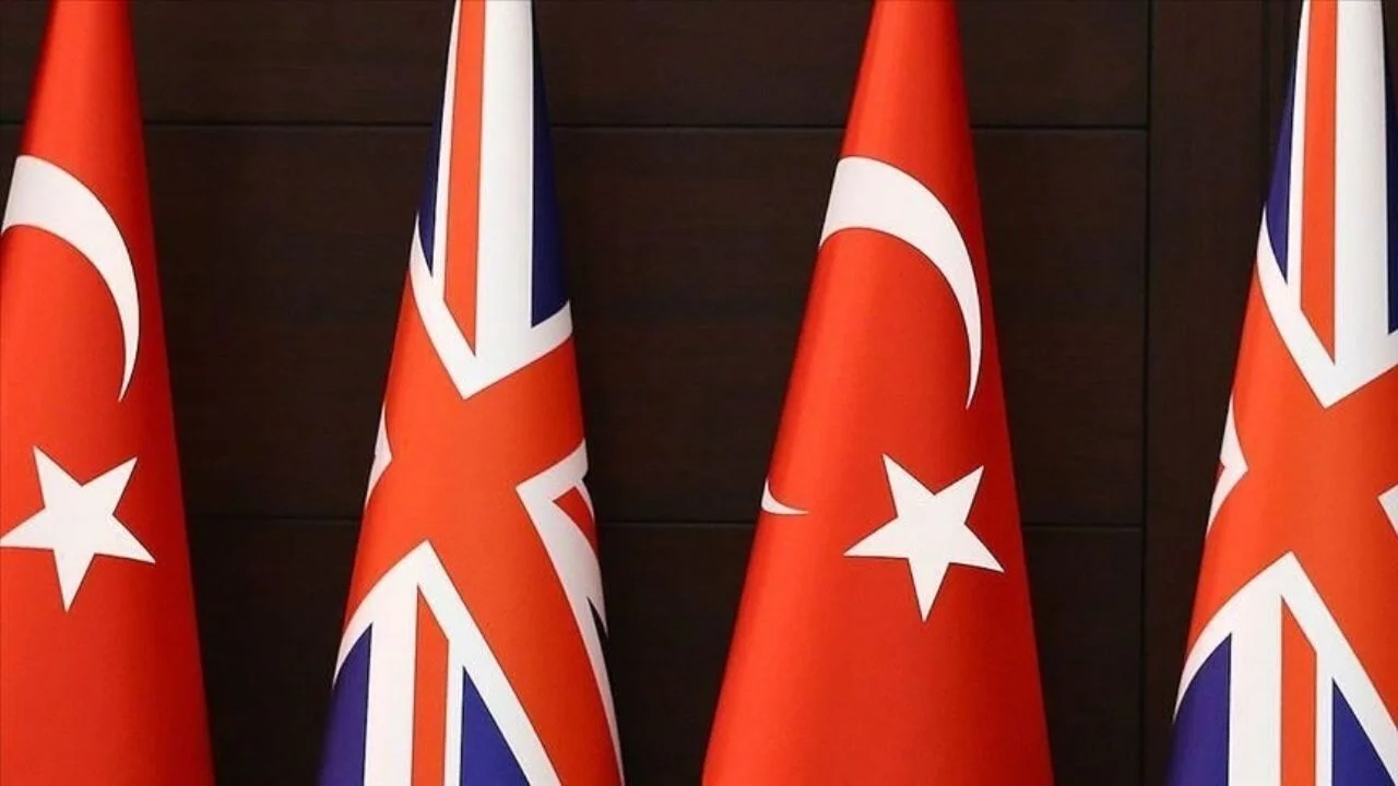 Türkiye ile İngiltere, yarın Ankara'da Suriye başta olmak üzere bölgesel konuları ele alacak