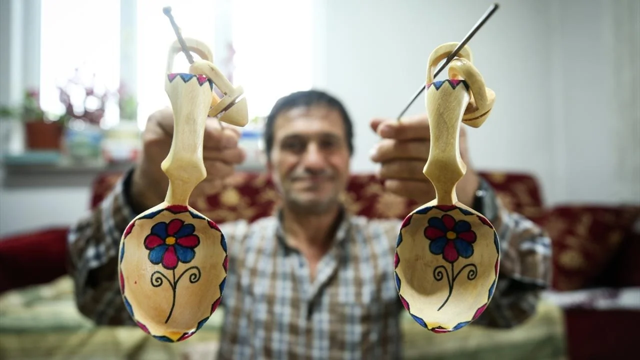 Yörük oyunlarının 'ikinci sesi': Tongurdaklı kaşık