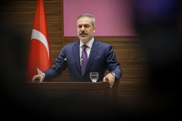 Bakan Fidan'dan ''aklınızı başınıza alın'' uyarısı:
