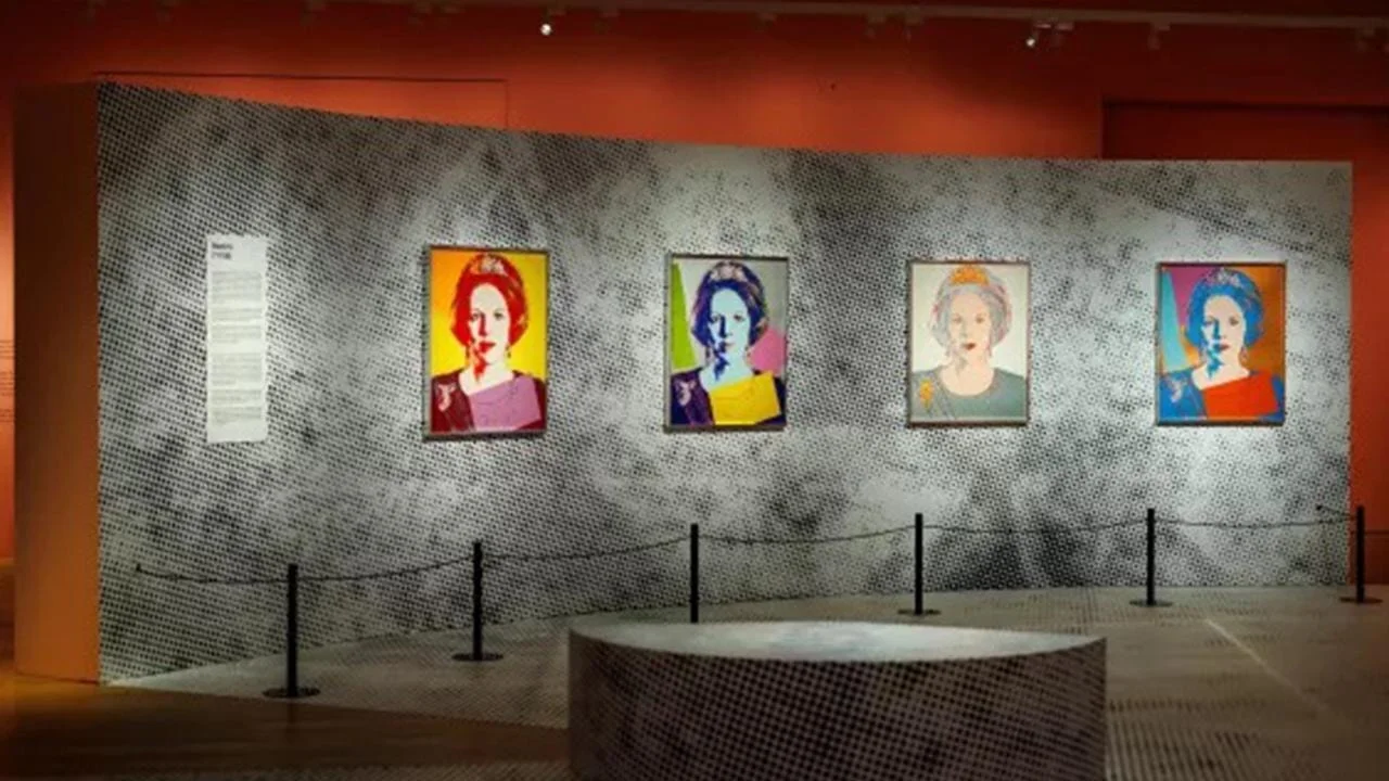 Belediye, 46 sanat eserini yanlışlıkla çöpe attı
