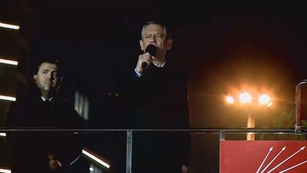 CHP liderinden İngiltere'ye demokrasi çıkışı