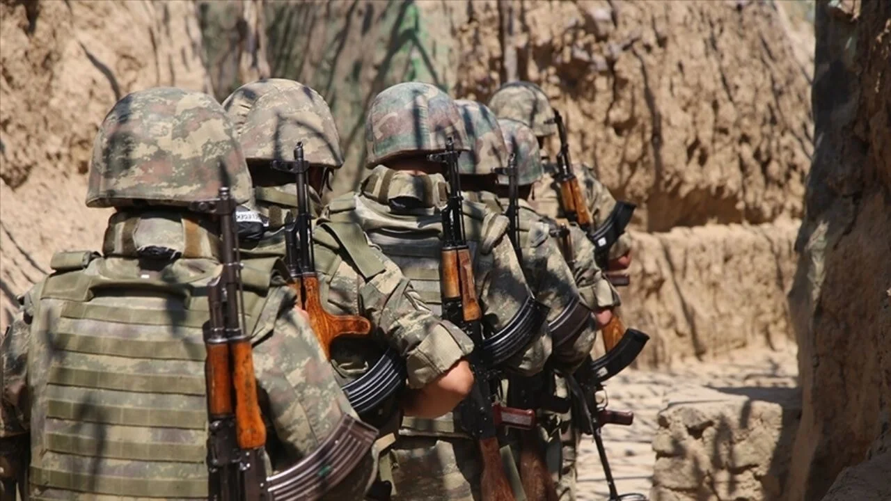 Ermenistan ordusundan saldırı! Karabağ sınır hattı yeniden alevlendi!