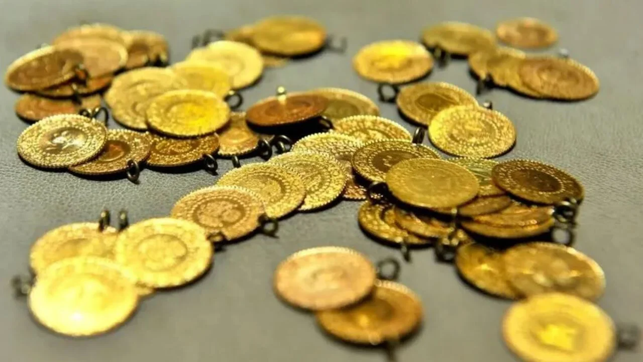 Güncel altın fiyatları 22 Nisan 2025: Rekor üstüne rekor kırıldı!