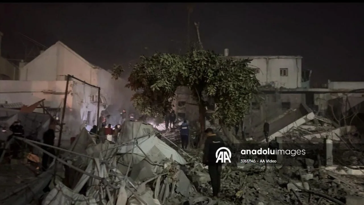 İsrail uçakları hastaneyi bombaladı, dünya sessiz mi kalacak?