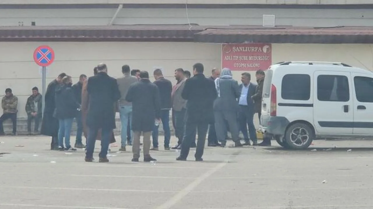 Kadın cinayeti yine yürek yaktı: 15 bıçak darbesiyle hayattan koparıldı