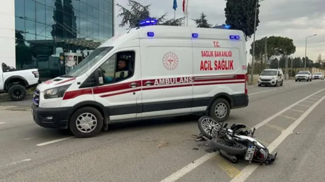Tekirdağ Ergene'de kavşakta feci kaza!
